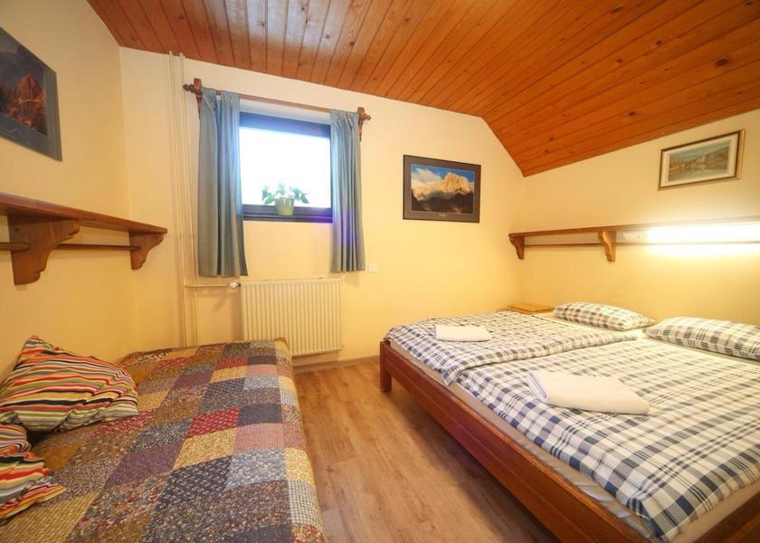  Kranjska Gora Triple Room with Bathroom
