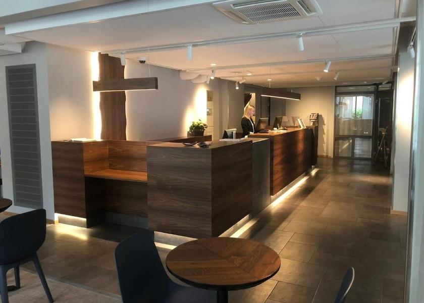 Aland Mariehamn Reception