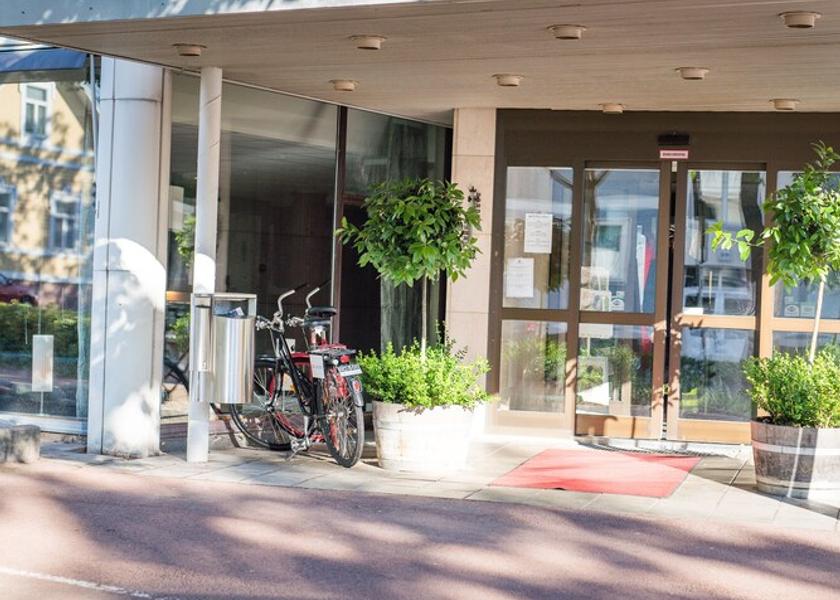 Aland Mariehamn Property entrance