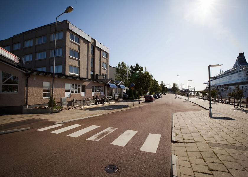 Aland Mariehamn Front of property