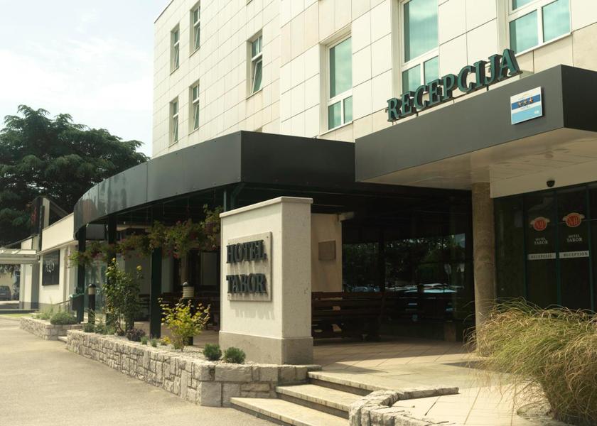  Sezana exterior view