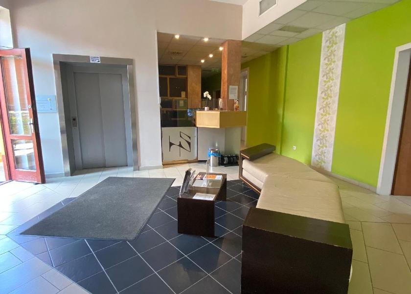 Baranya Pecs Lobby