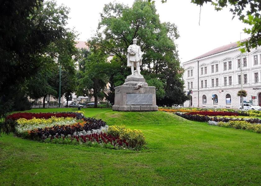  Szeged nearby attraction