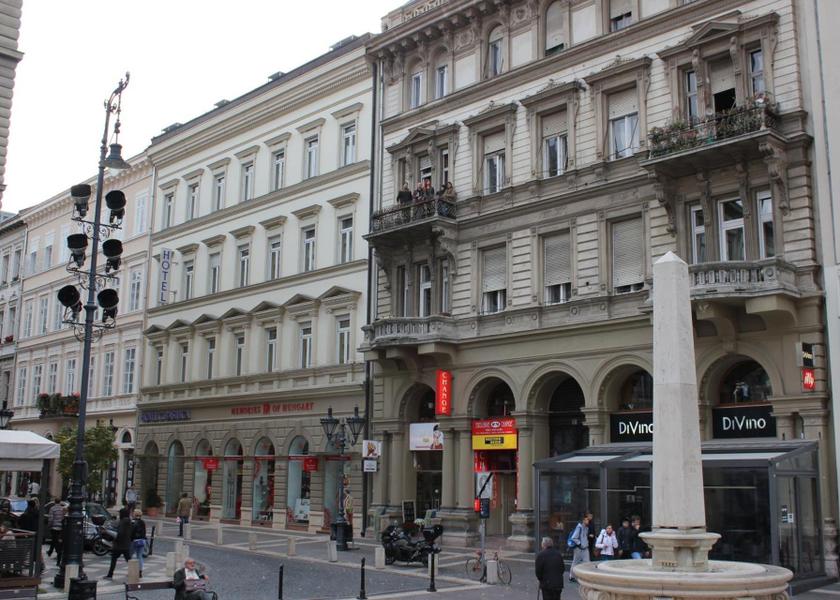  Budapest exterior view