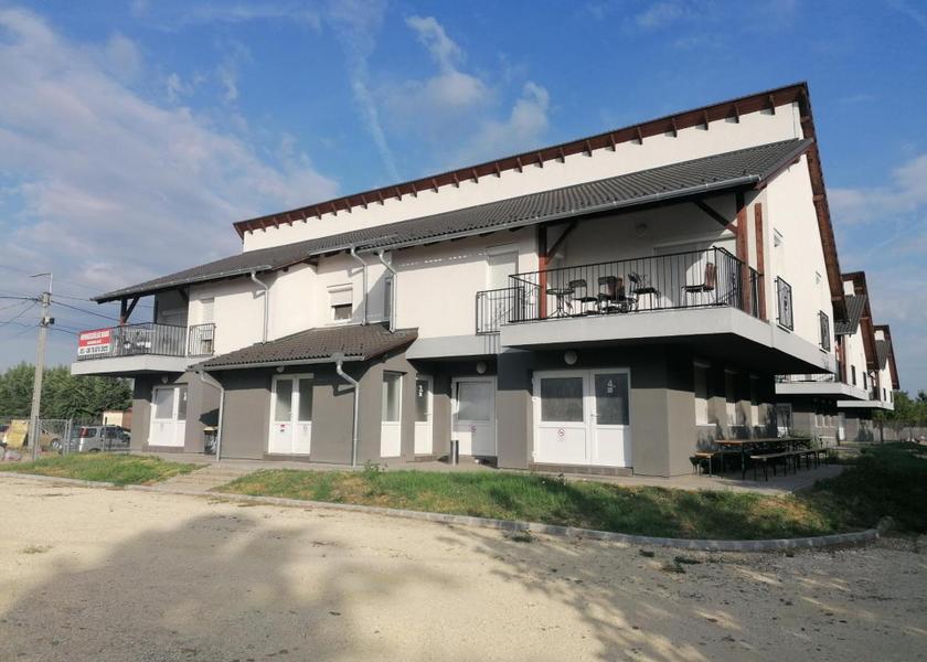 Pest County Szigethalom Hotel Exterior