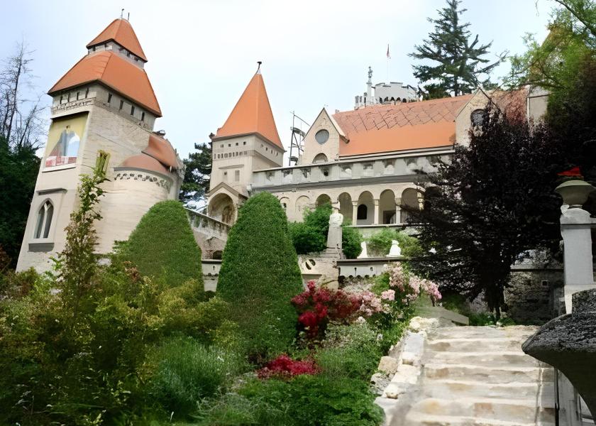 Fejer Szekesfehervar Exterior view