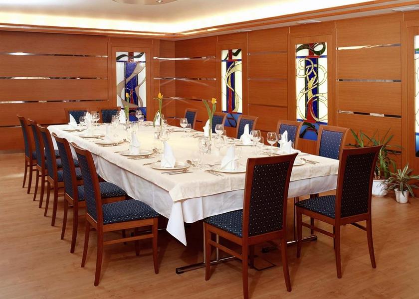  Gyor banquet hall