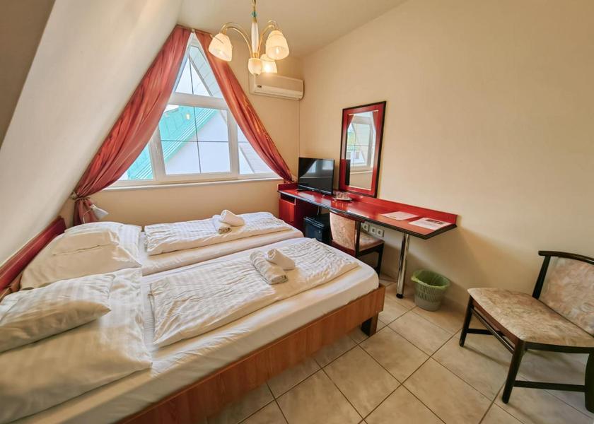  Hajduszoboszlo Double Room with Private Bathroom