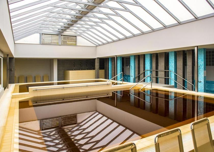  Hajduszoboszlo hot spring bath