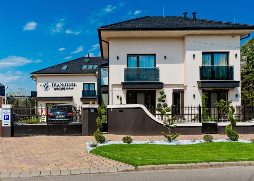  Hajduszoboszlo exterior view