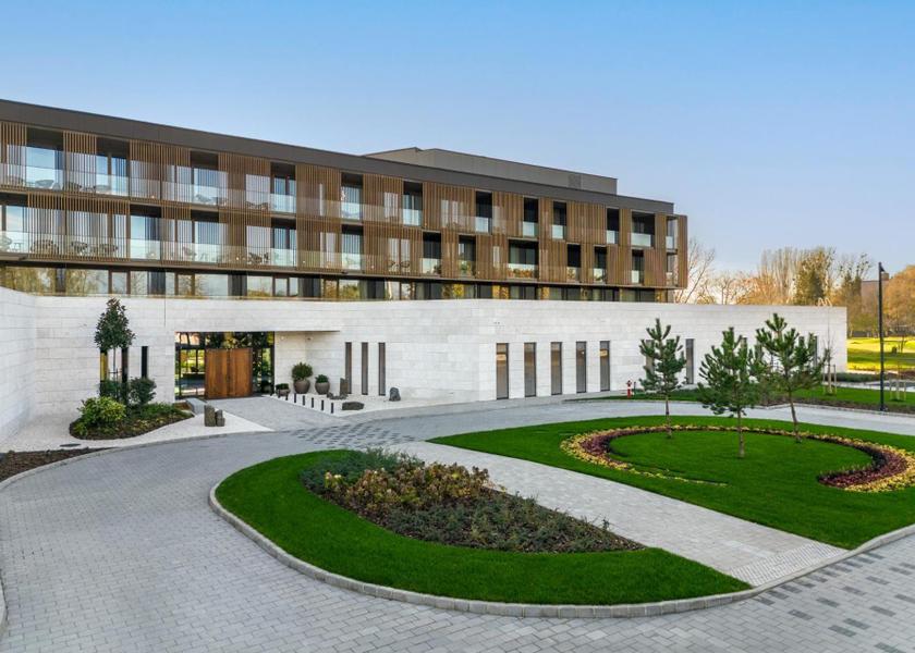  Sarvar exterior view