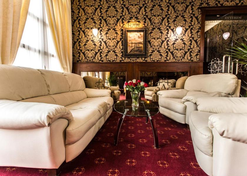  Balatonfured shared lounge/tv area