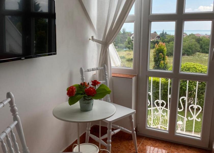  Balatonfured Public Areas