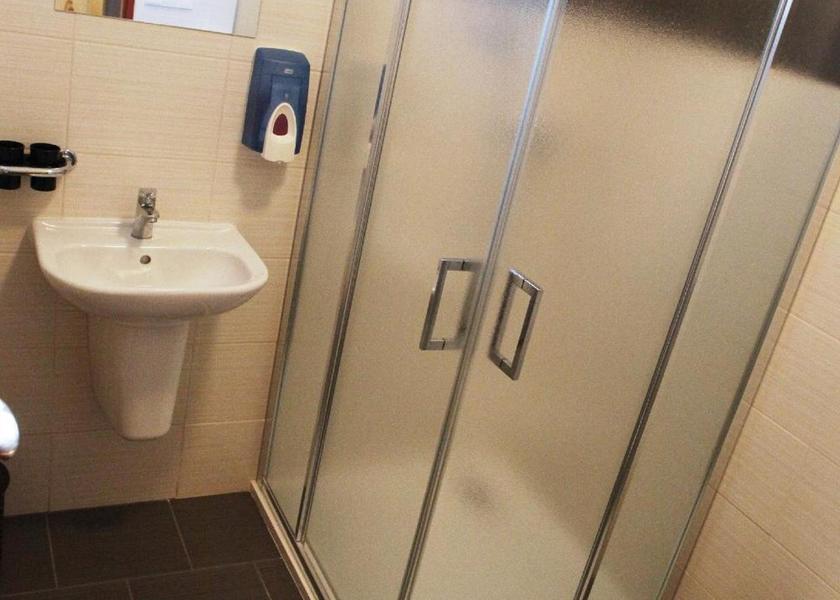 Pardubice Region Dolní Újezd Triple Room with Shower