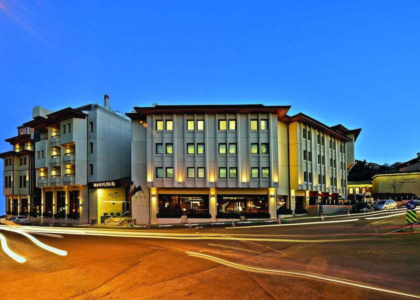Bursa Bursa Front of property