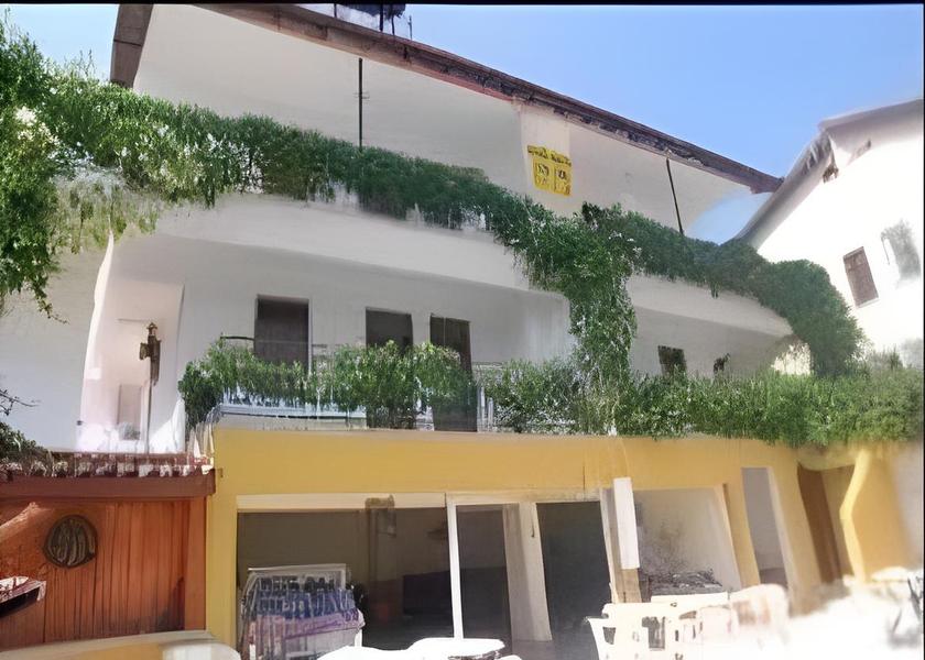 Aydin Kuşadası Exterior view
