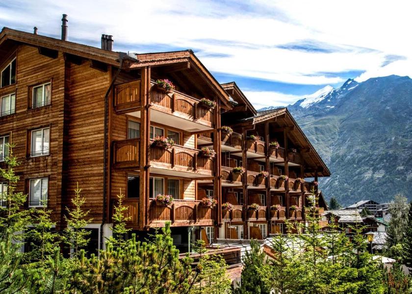 Valais Saas-Fee exterior view