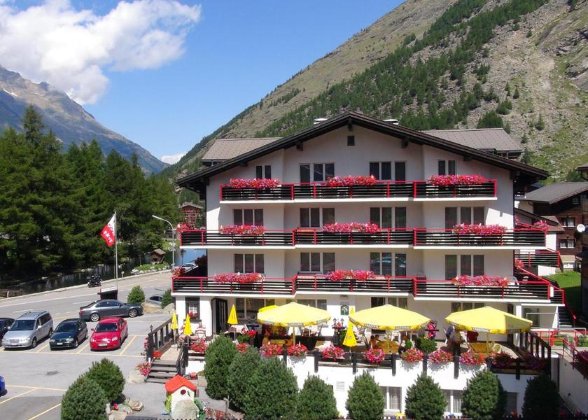 Valais Saas-Fee entrance