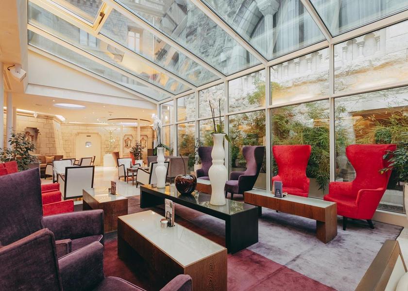 Canton of Vaud Lausanne bar/lounge