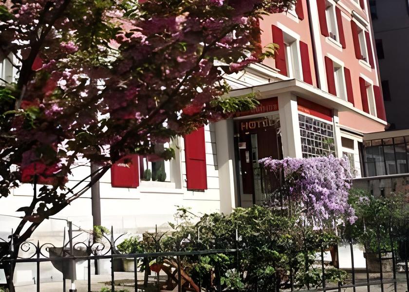 Canton of Vaud Lausanne surrounding environment