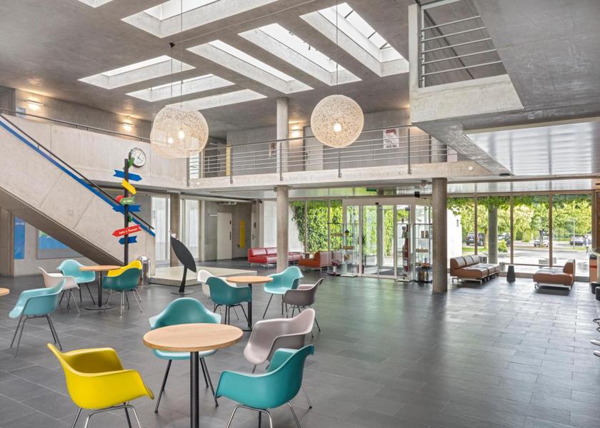 Canton of Vaud Lausanne shared lounge/tv area