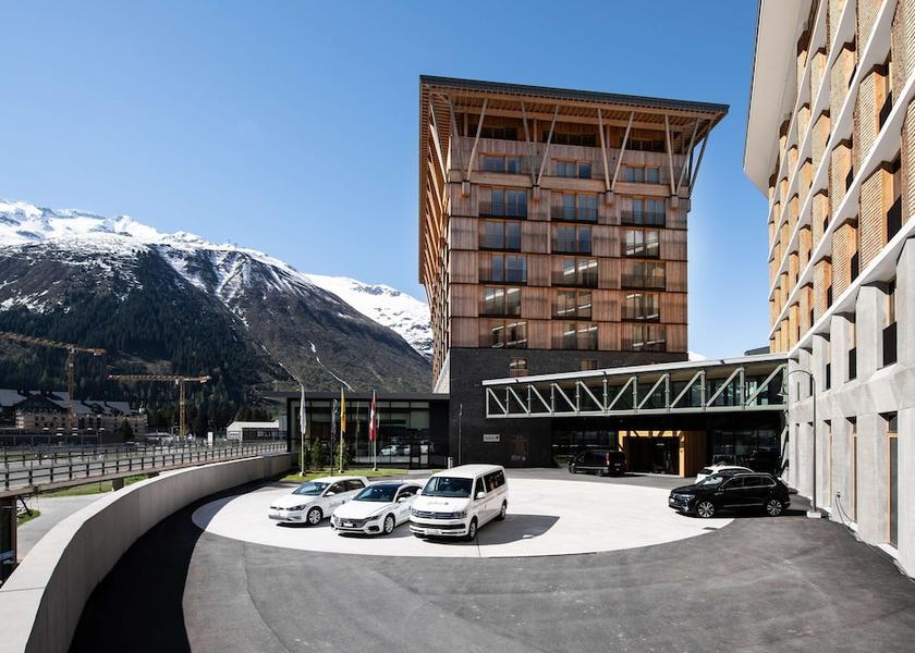 Uri Andermatt Property entrance