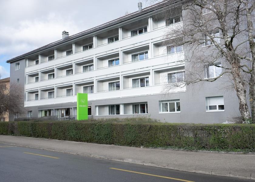 Canton of Vaud Nyon Front of property
