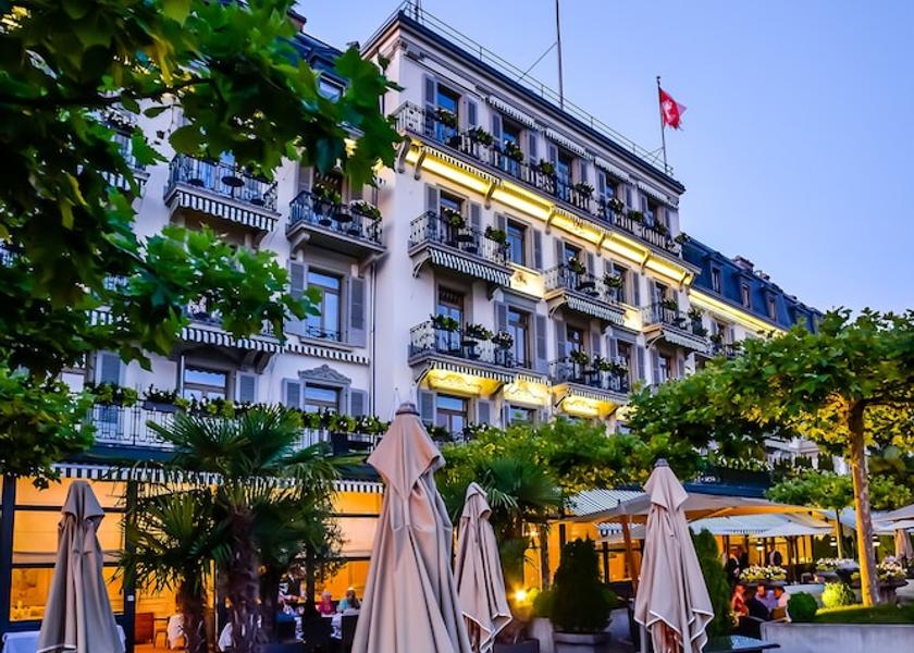 Canton of Vaud Vevey Front of property - evening/night