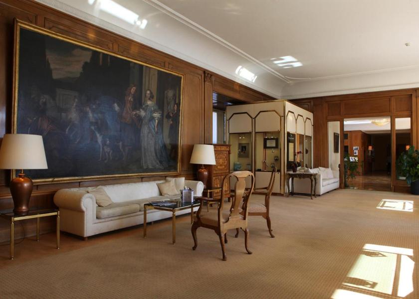 Canton of Vaud Montreux bar/lounge