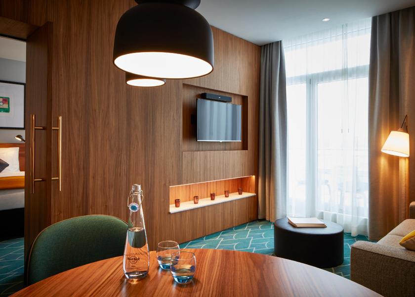 Graubuenden Davos Rock Suite King Silver