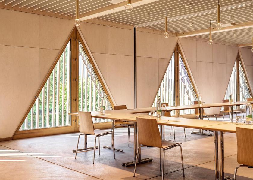 Basel-Landschaft Basel facilities