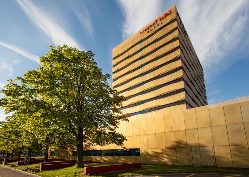 Basel-Landschaft Basel entrance