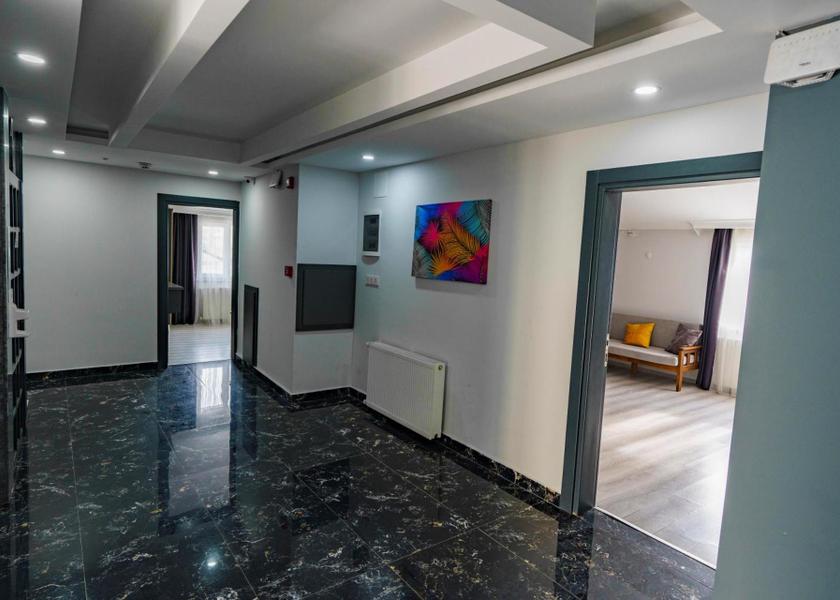 Trabzon Akçaabat shared lounge/tv area
