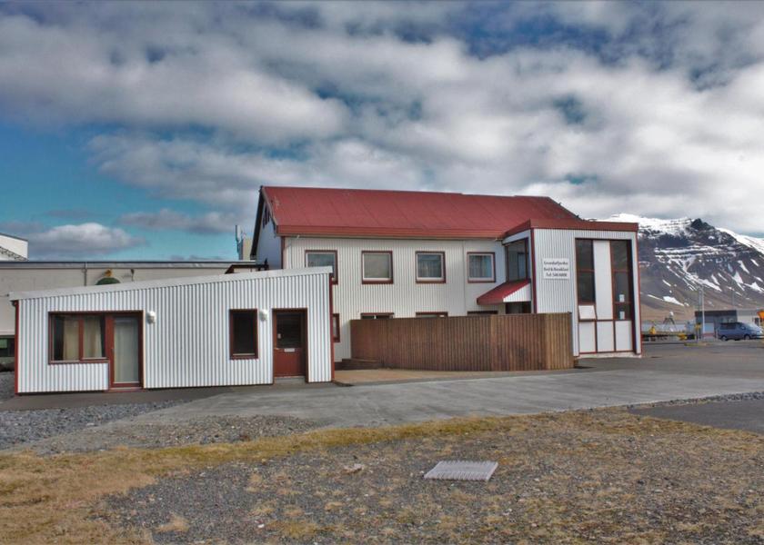  Grundarfjörður 