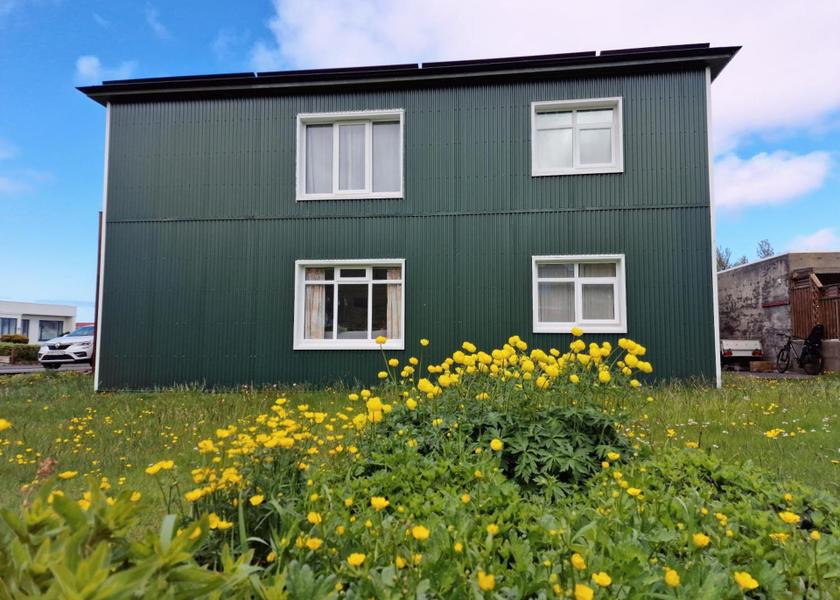  Grundarfjörður exterior view
