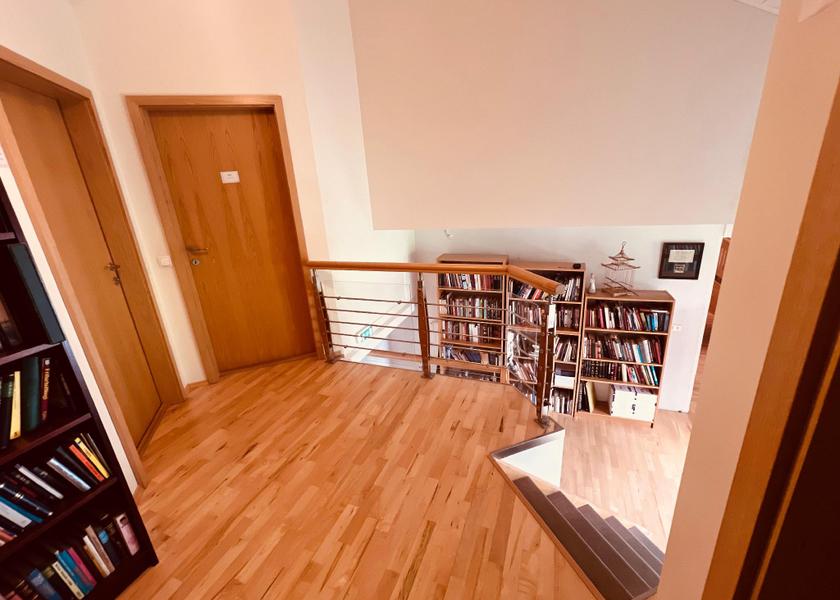 Southern Peninsula Reykjavik interior view