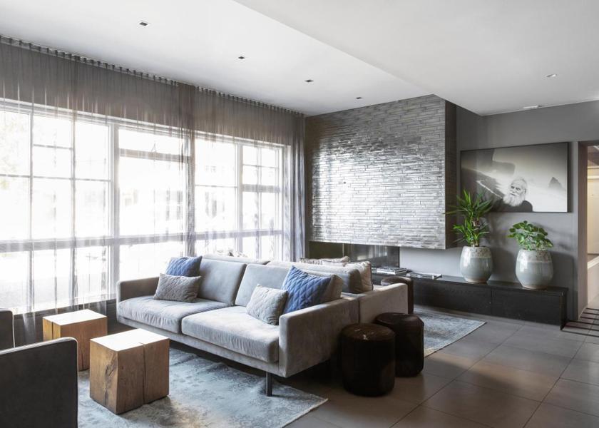 Southern Peninsula Reykjavik lobby