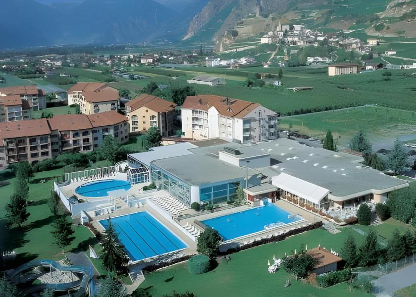 Valais Saillon swimming pool