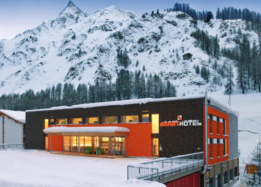 Graubünden Samnaun entrance