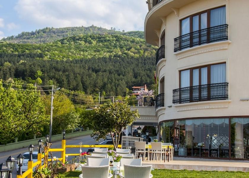 Children's play area - outdoor