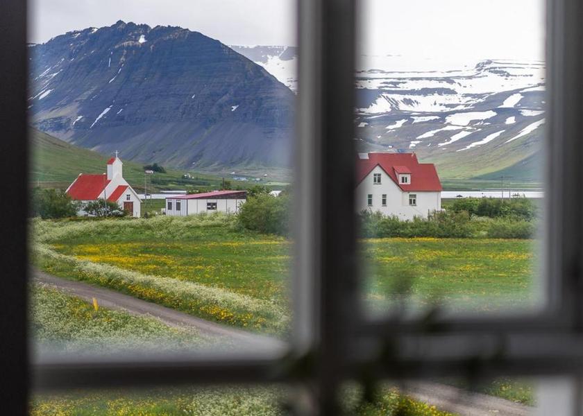 Westfjords Flateyri view