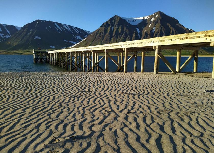 Westfjords Flateyri beach