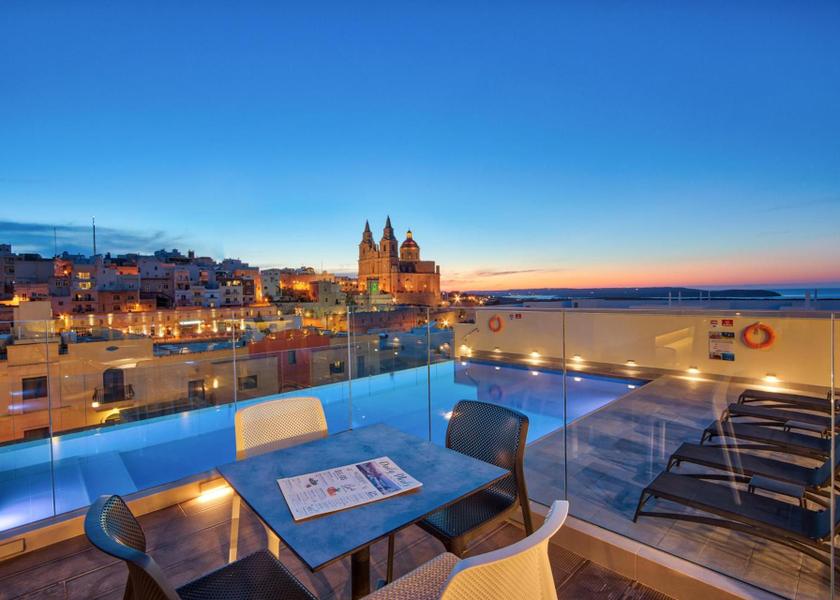  Mellieha swimming pool