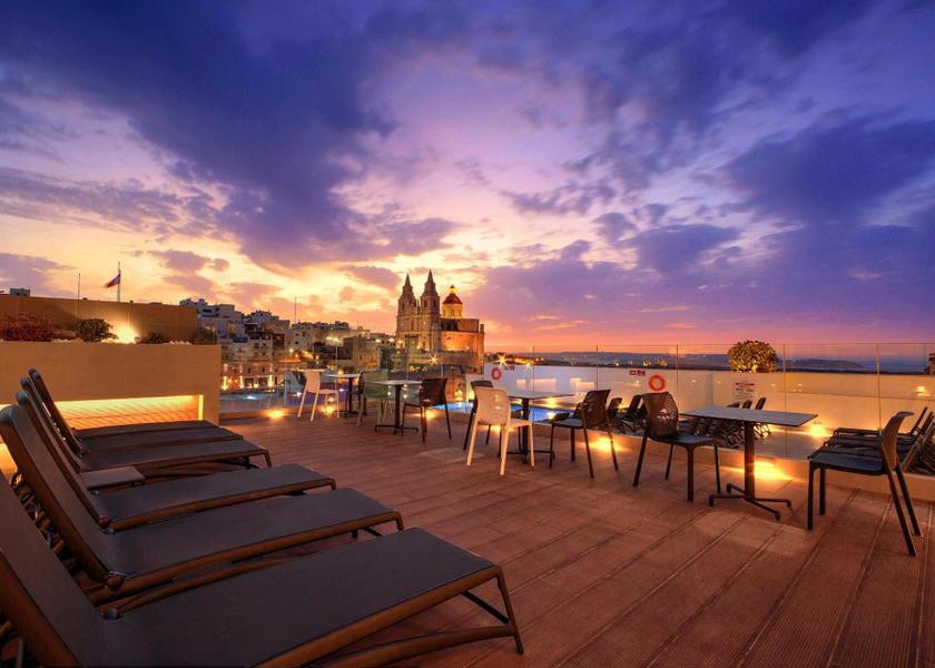  Mellieha swimming pool