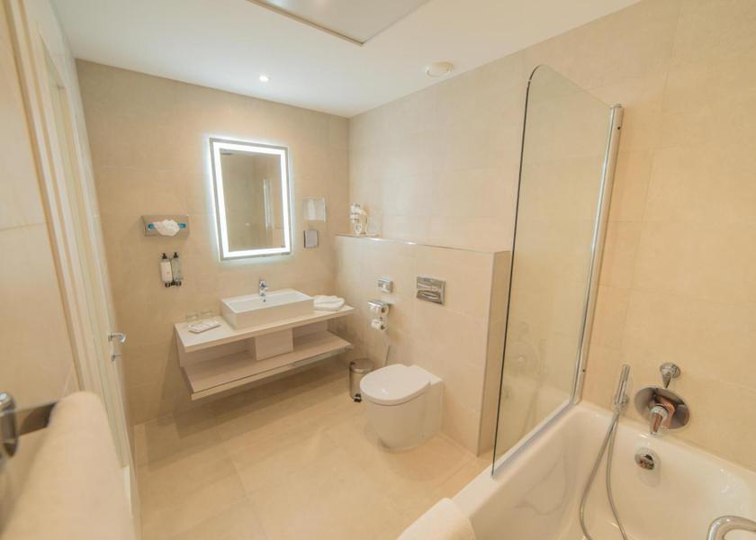  Mellieha Deluxe Family Suite