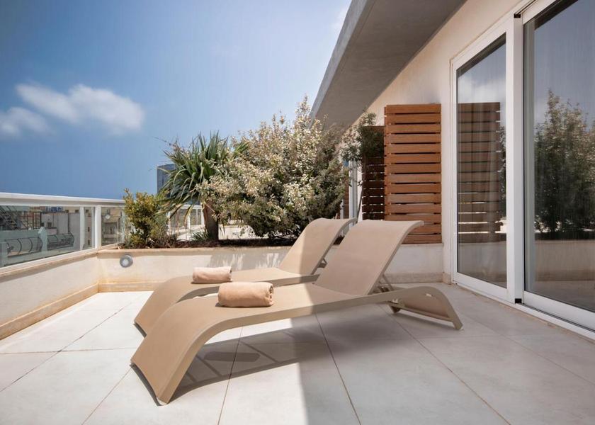  St. Julian's Public Areas