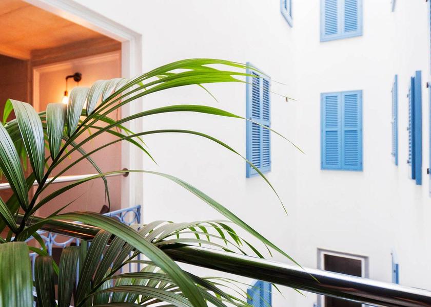  Valletta public areas