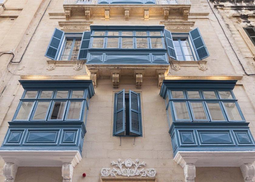  Valletta exterior view