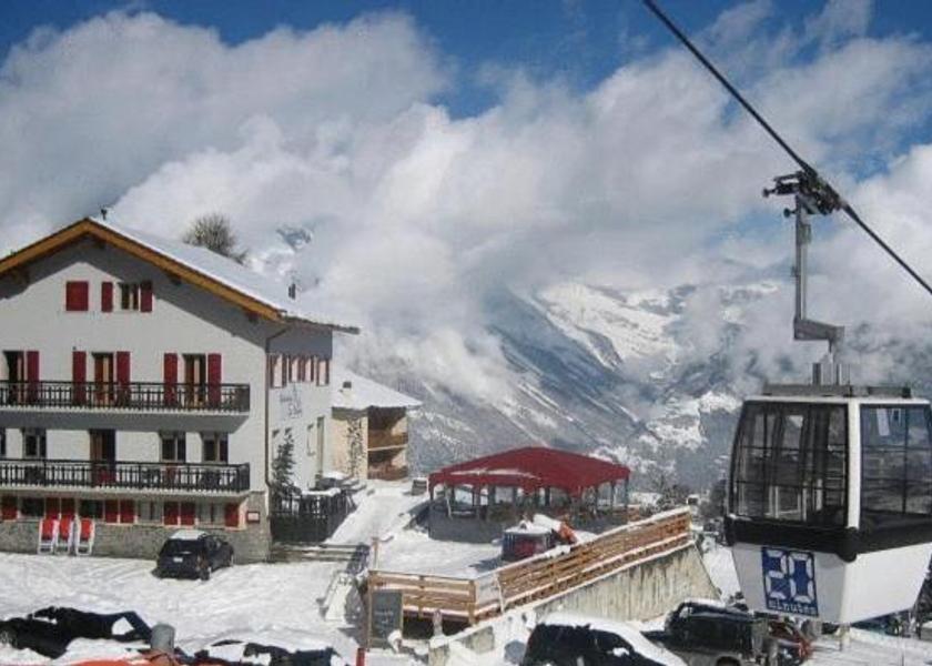 Valais Nendaz entrance