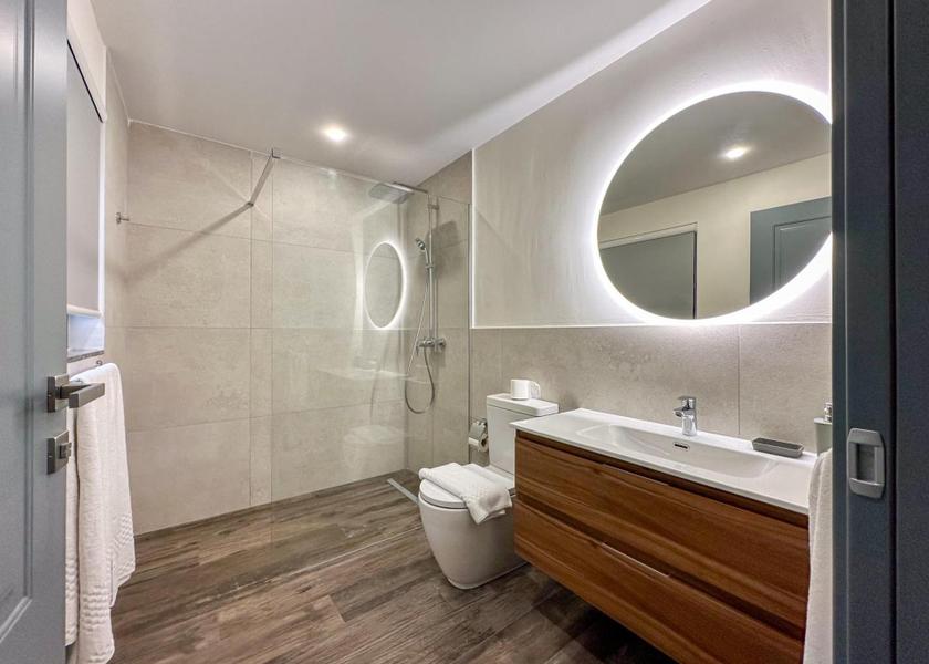  Mdina King Room with Spa Bath